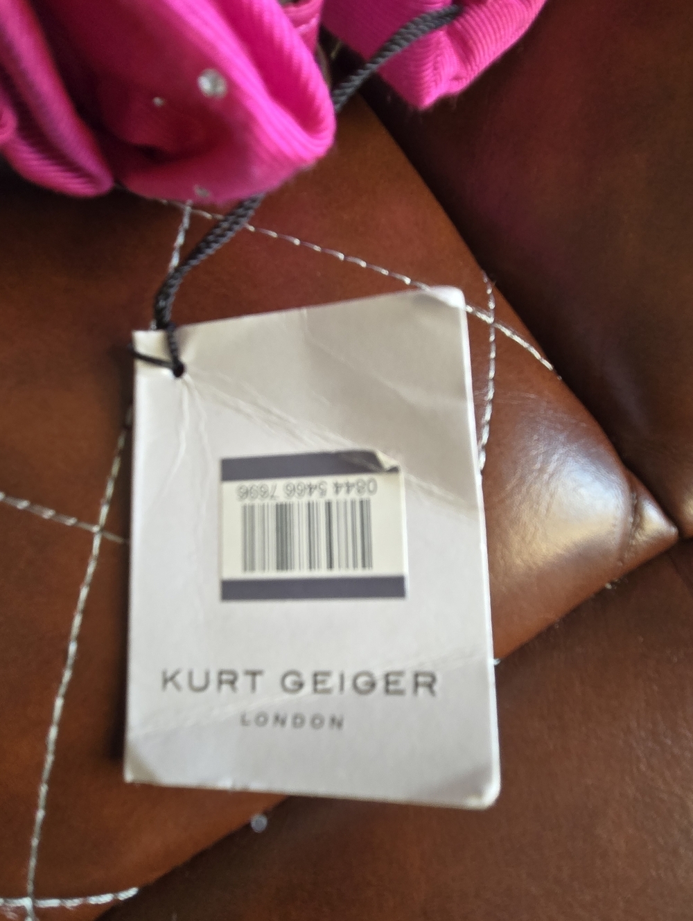 Kurt Geiger Fuchsia Hand Bag with Gun Metal Accents NWT - Picture 5 of 5